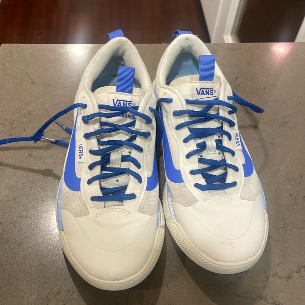 Vans ultra range m 6